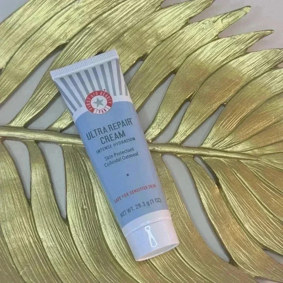 First Aid Beauty Ultra Repair Cream Intense Hydration with Colloidal Oatmeal - Picture 1 of 2